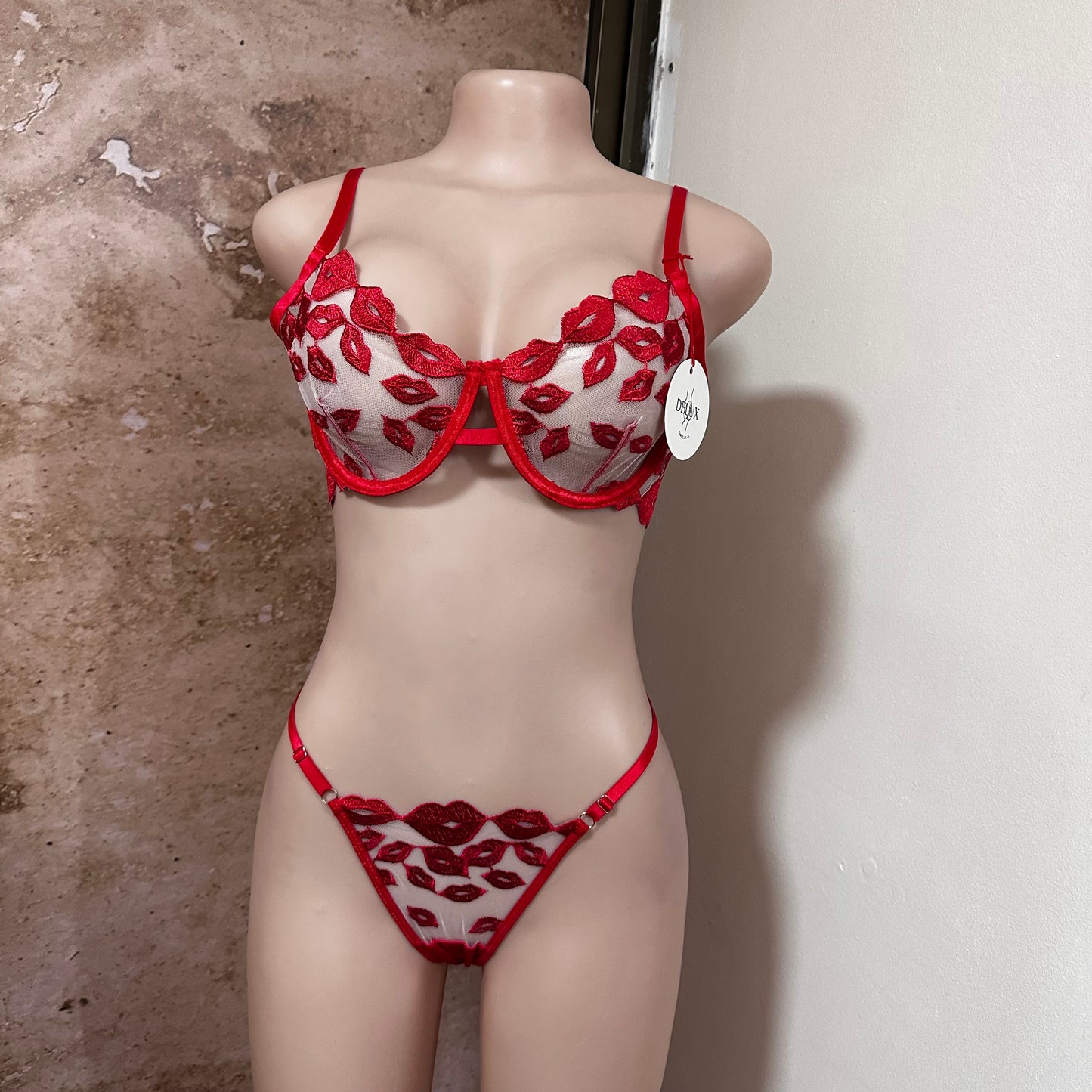 Conjunto Kiss, personalizado desde