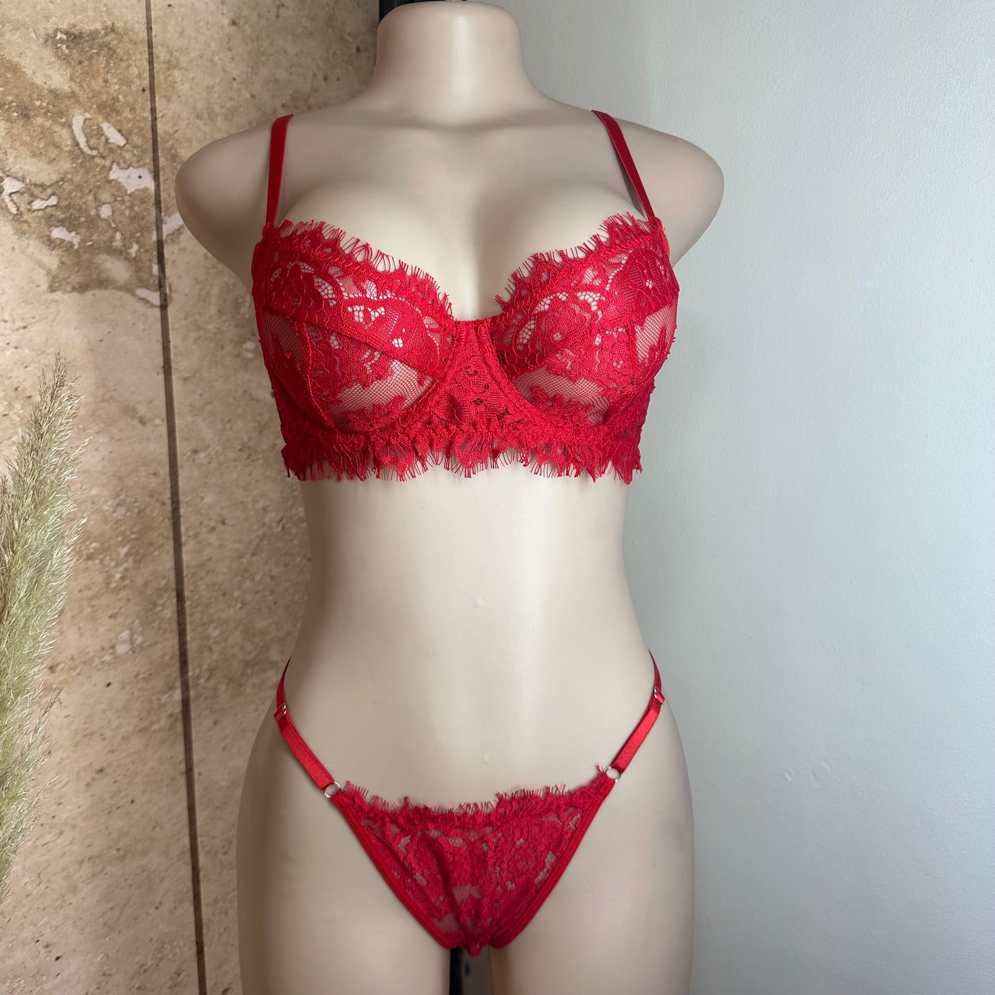 Conjunto rojo Dane, desde