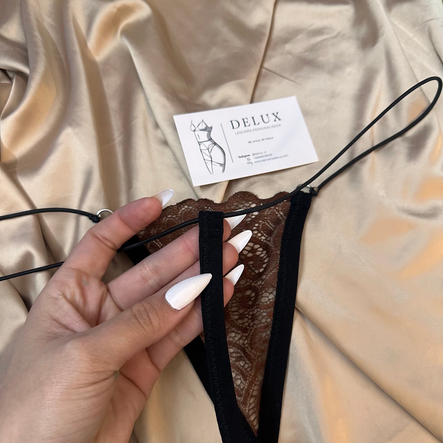 Colaless Lara, confección exclusiva Delux