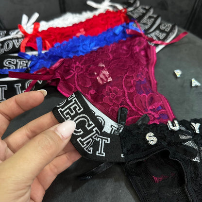 Modelo #34 con letras brillantes, desde