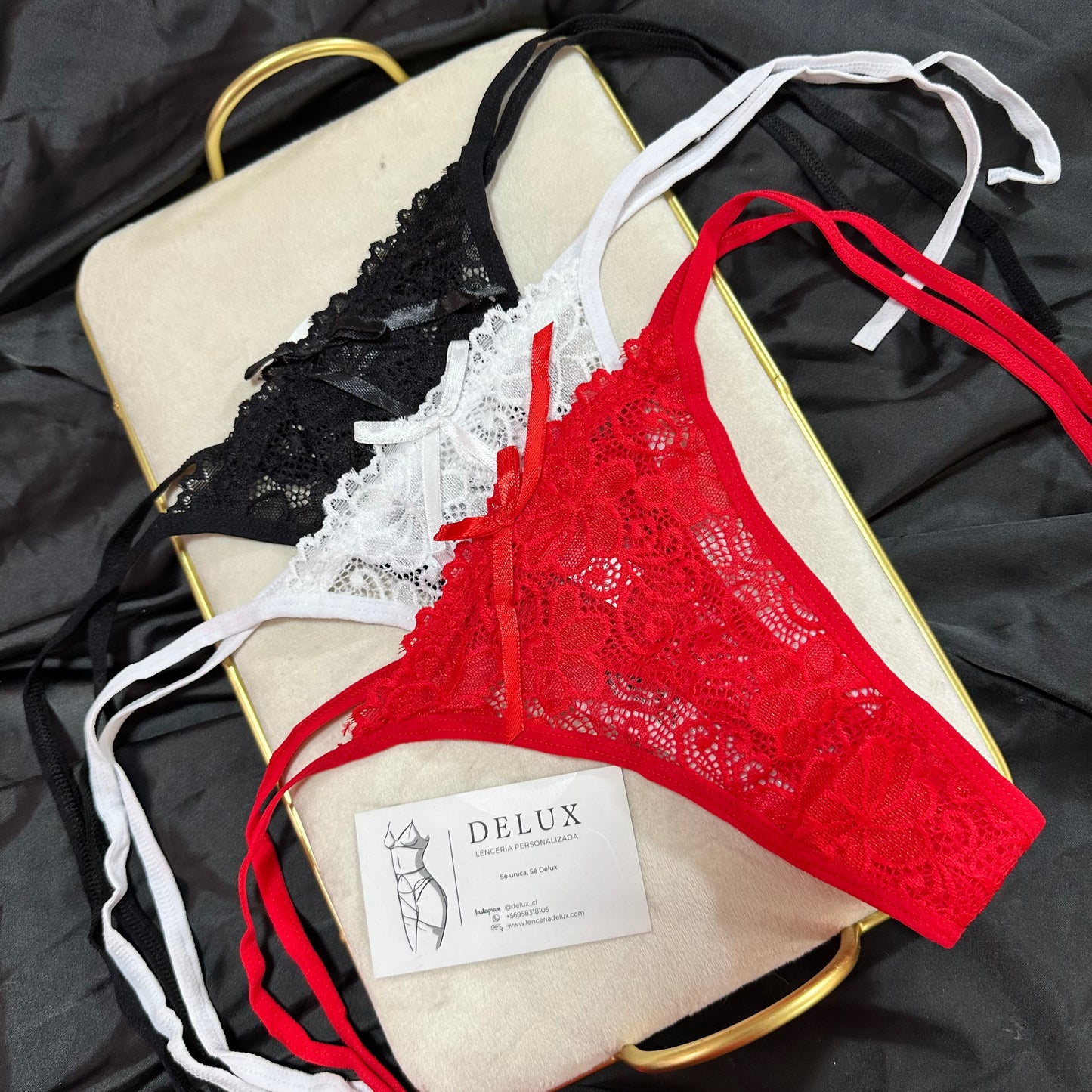 Modelo #39 con LETRAS BRILLANTES, desde