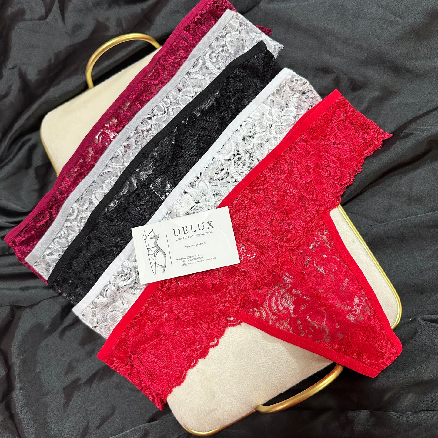 Modelo #42 con CADENA STARS, desde
