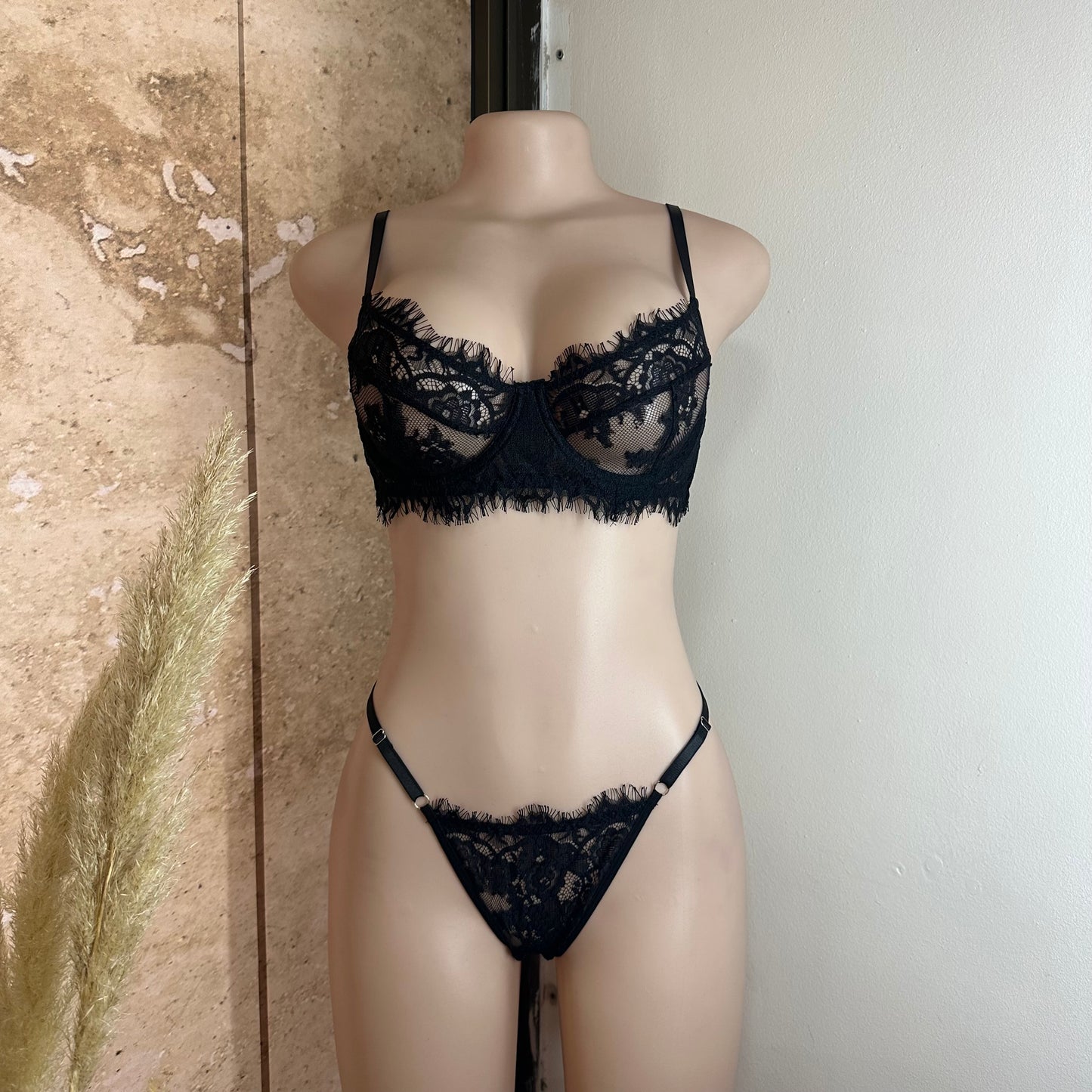 Conjunto negro Dane, desde