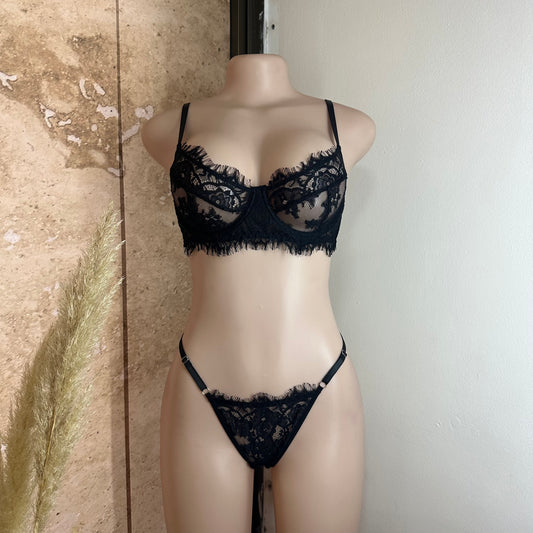 Conjunto negro Dane, desde